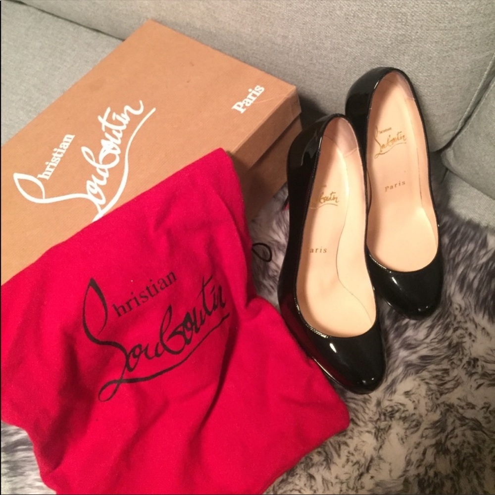 *like new* 💯 authentic Christian Louboutin pumps